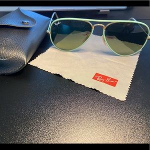 Ray-Ban original teal rimmed aviators